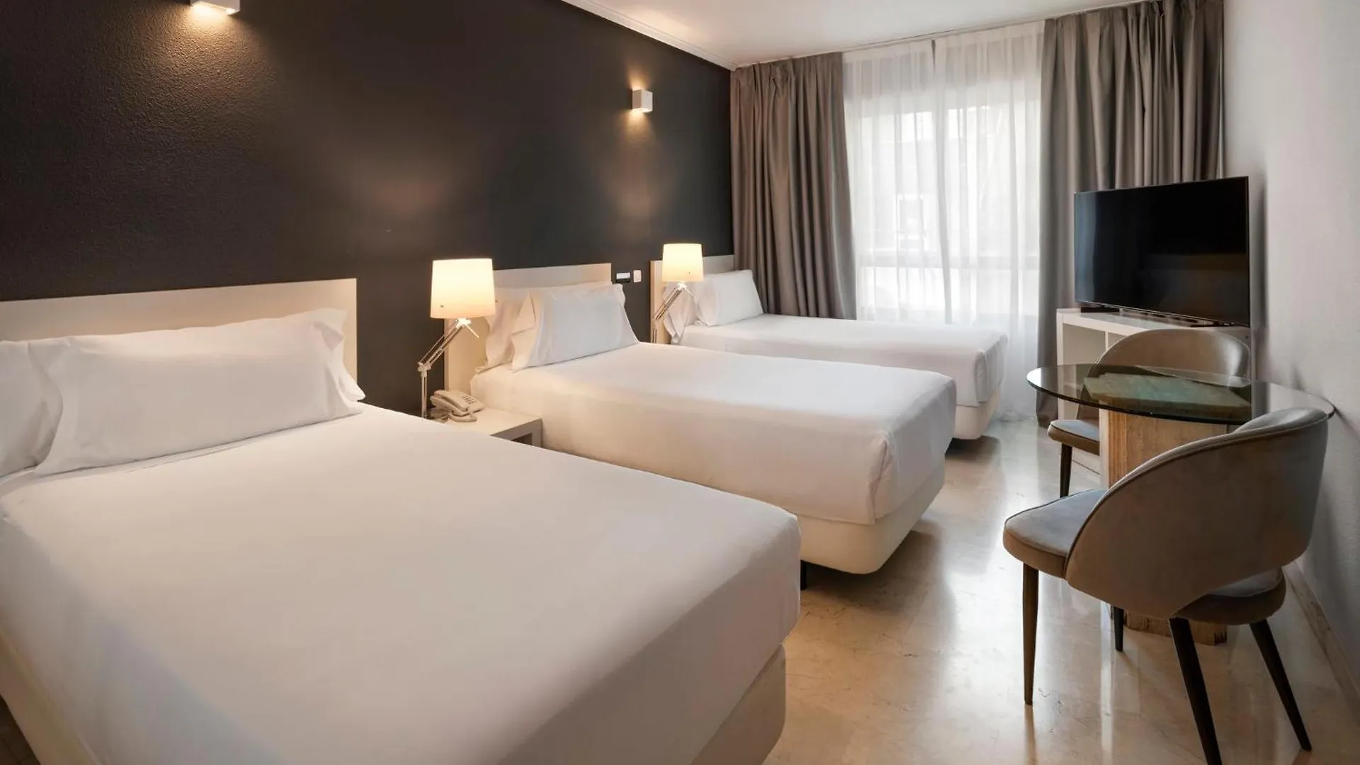 מלון דירות מדריד Sercotel Togumar
