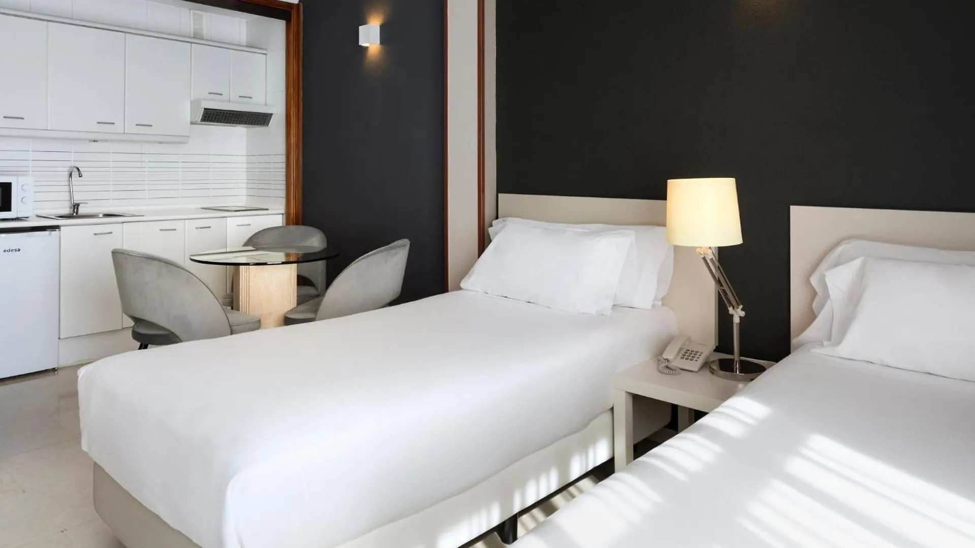 מלון דירות מדריד Sercotel Togumar
