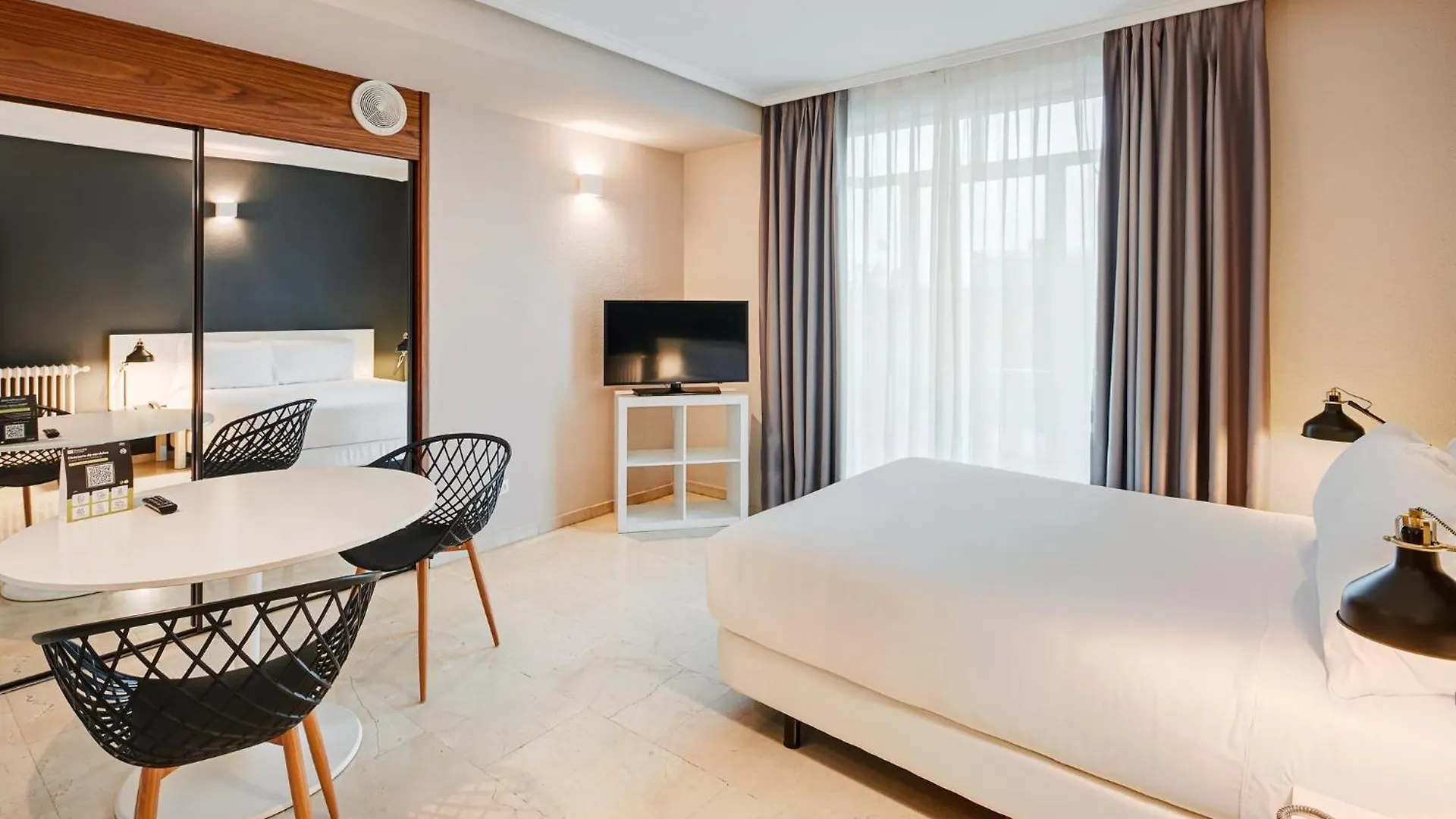 *** Apart Otel Sercotel Togumar Madrid İspanya